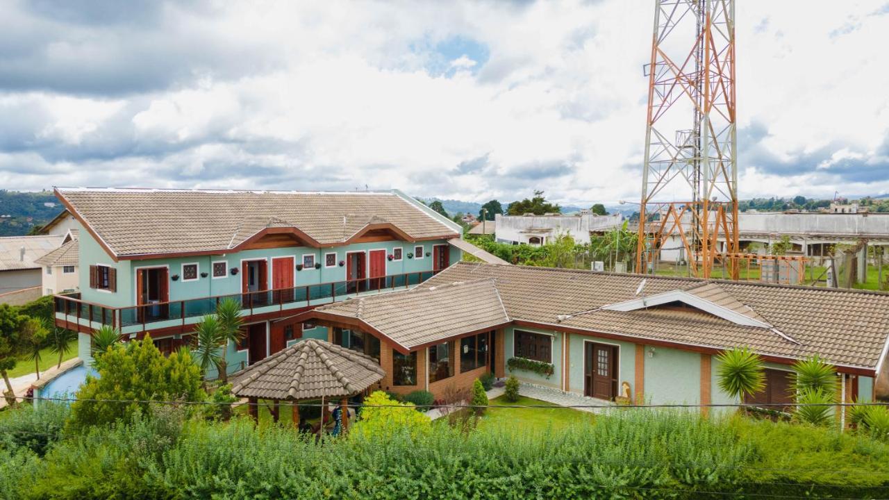 Estalagem Araucaria Village