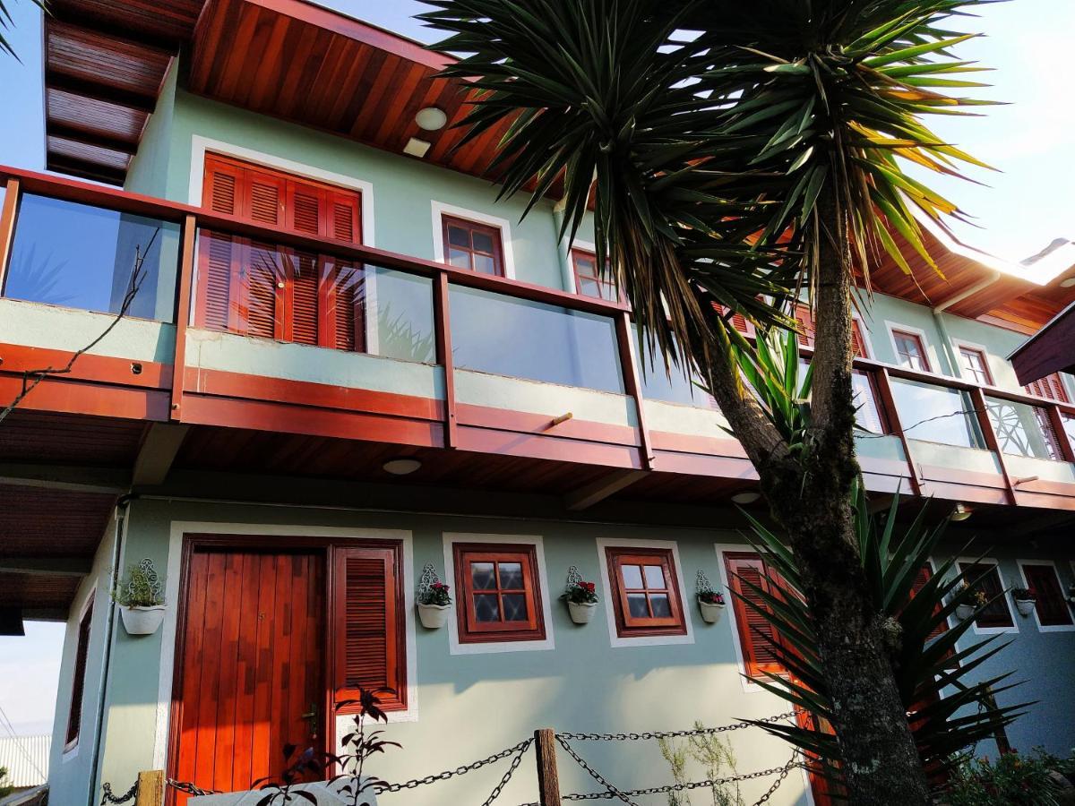 Araucaria Village
